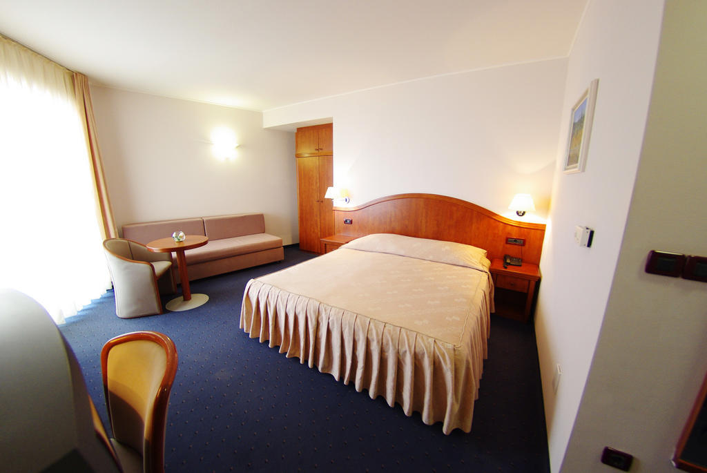 Hotel Villa Marija Tučepi Cameră foto