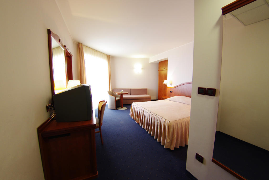 Hotel Villa Marija Tučepi Cameră foto